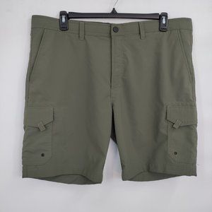 Solaris Clothing Men's Cargo Stretch Green Shorts Size 42